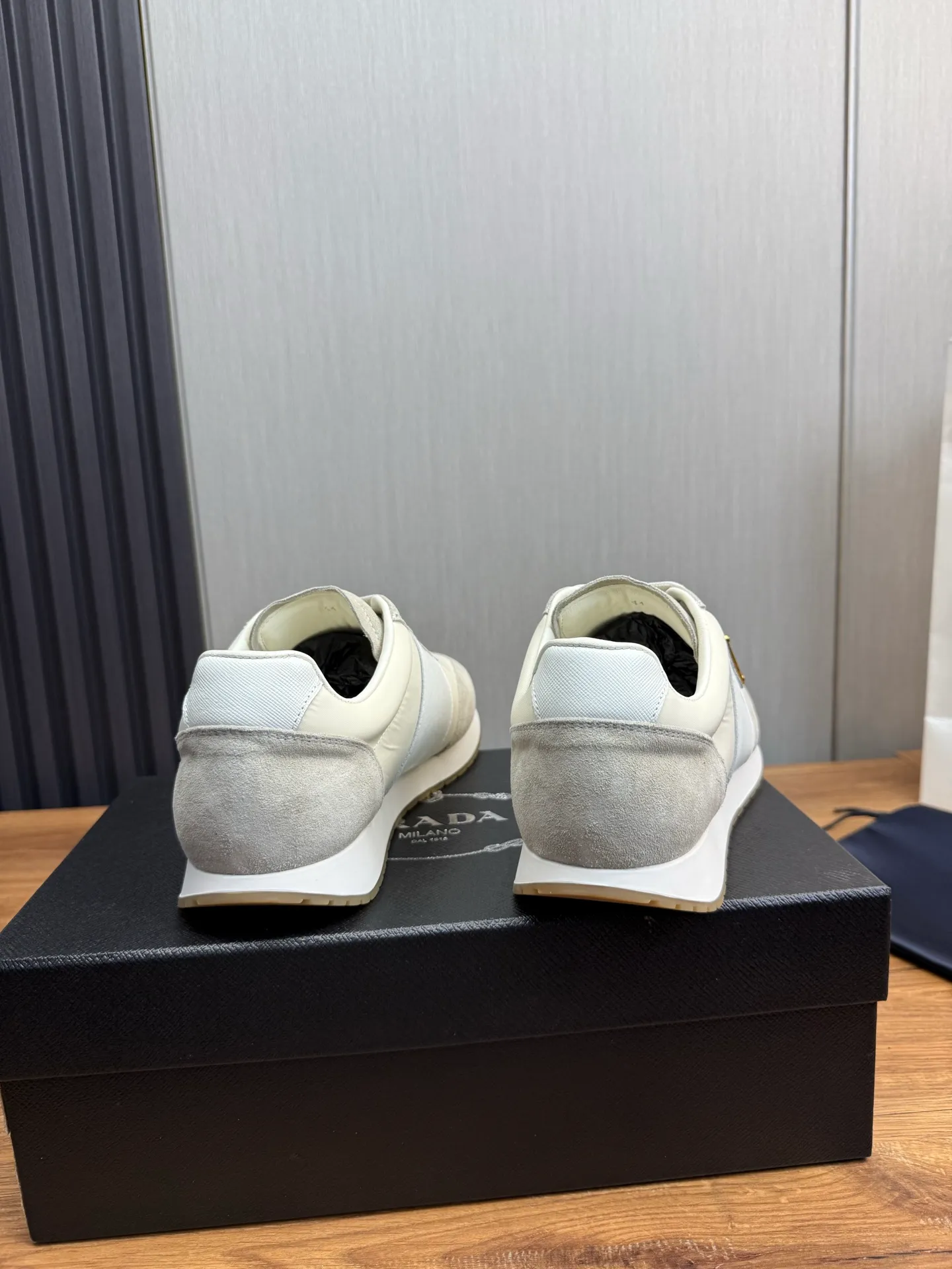 Men's shoes 💰740💰 [PRADA] New models synchronized with the official website, high-quality shipments ✔️Hot-sellers🔥 Original cowhide with imported waterproof fabric + cowhide lining, 1🆚1 replica, original bottom, 38-45 (men's 45 is custom-made and cannot be returned)